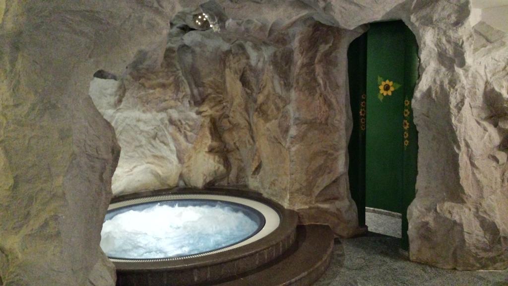Hotel Sole Passo del Tonale Exterior photo